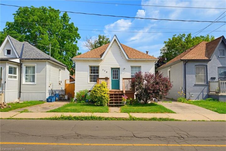 128 Mary Street — photo 1