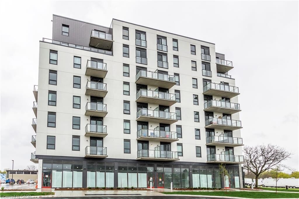 Property Photo: 7 Erie Avenue 812 ON N3S 0K5