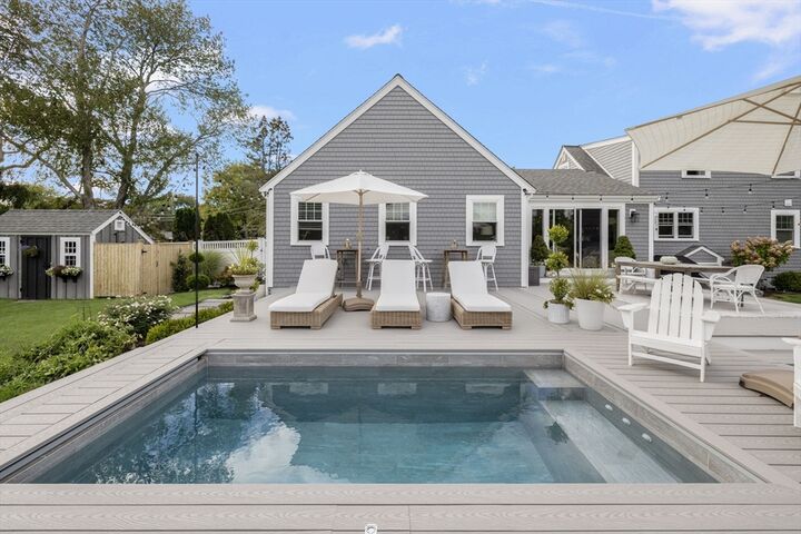 Property Photo:  129 Fieldwood Ave  MA 02771 