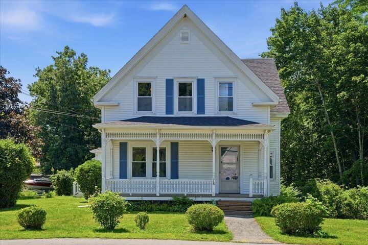 Property Photo:  74 Wareham St  MA 02346 