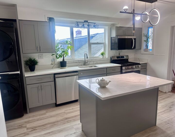 Property Photo:  366 Main St  MA 01930 