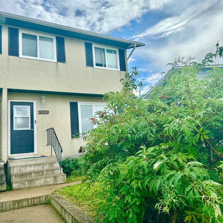 Property Photo: 9919 101 Avenue AB T0A 2C0