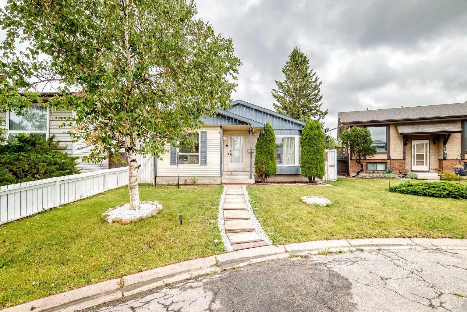 Property Photo: 60 Falmere Court NE AB T3J 2Z6