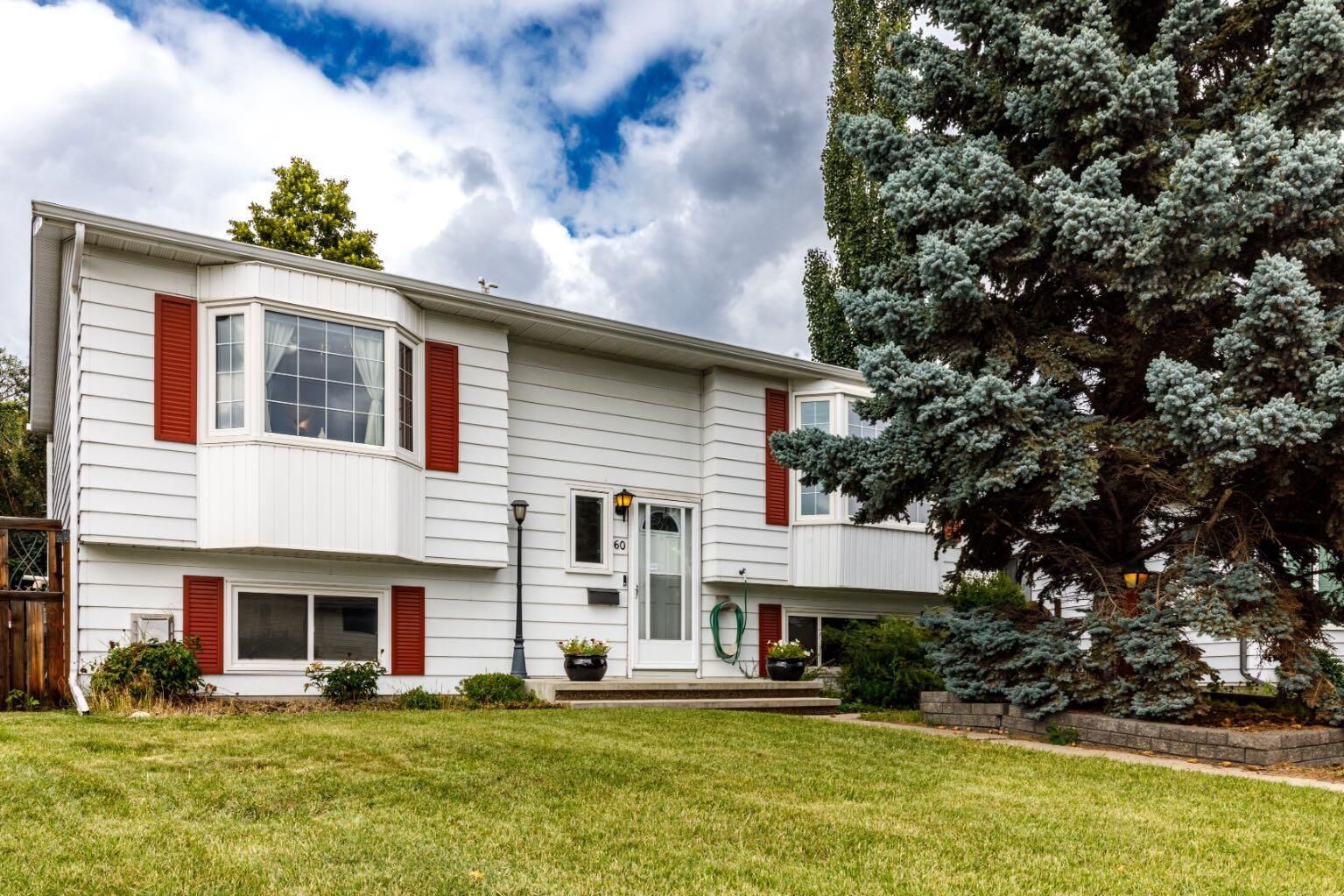 Property Photo: 60 Gehrke Close AB T4P 2K8