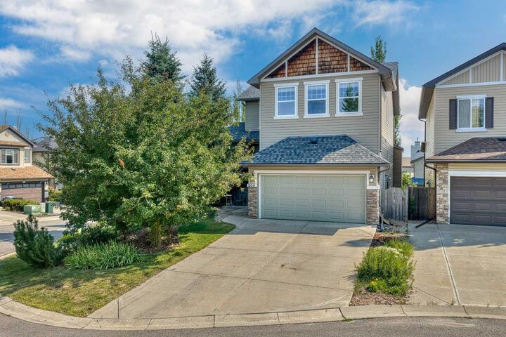 Property Photo: 204 Eversyde Mews SW AB T2Y 5A4