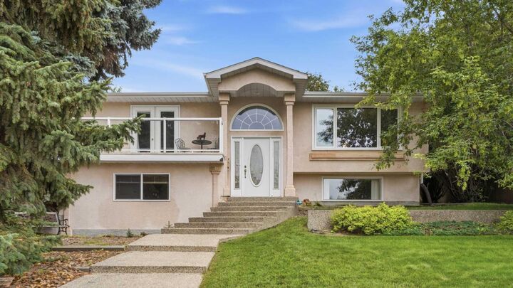 5107 58 Street — photo 1