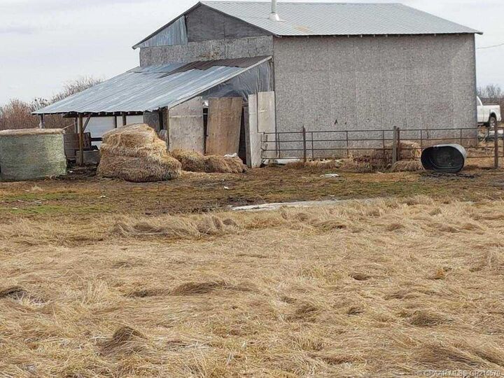 Property Photo: 749 Highway S AB T0G 1E0