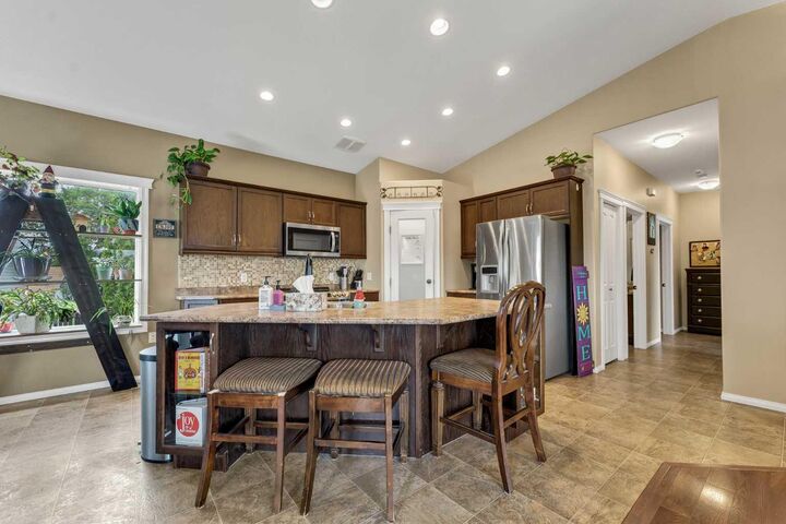 Property Photo: 938 6 Street SE AB T0J 2P0