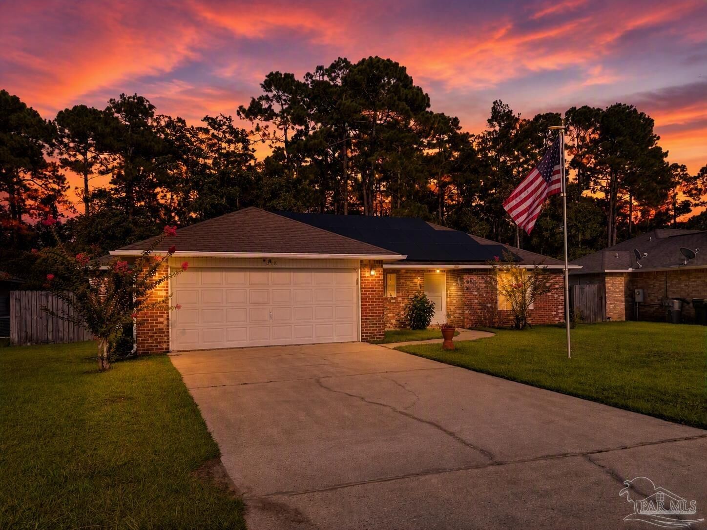 Property Photo:  318 El Matador Trl  FL 32506 