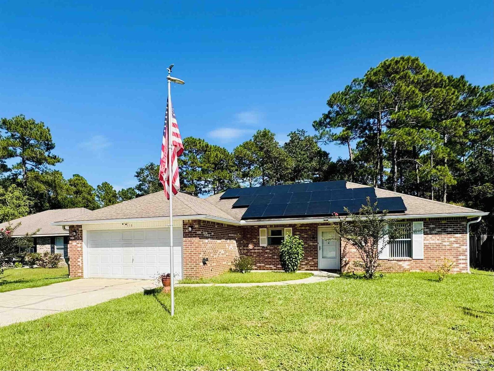 Property Photo: 318 El Matador Trl FL 32506