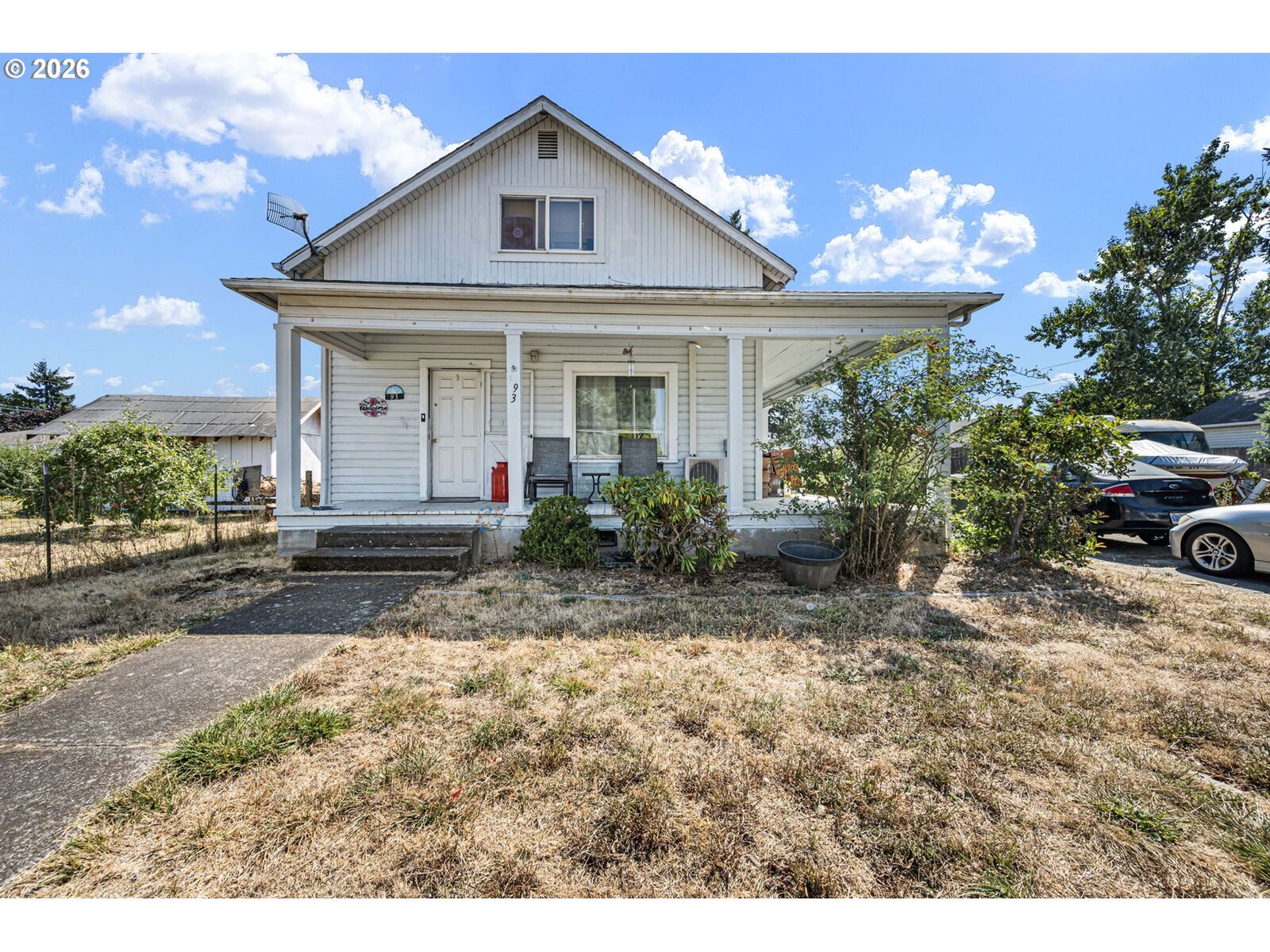 Property Photo:  93 Shady Loop  OR 97477 