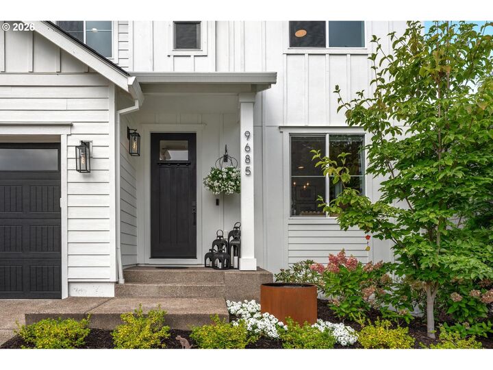 Property Photo:  9685 SW 173rd Ave  OR 97007 