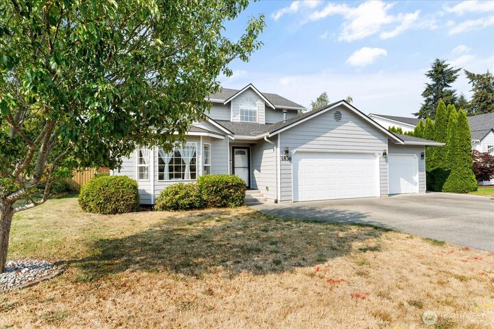 Property Photo:  1836 SW Putnam Drive  WA 98277 