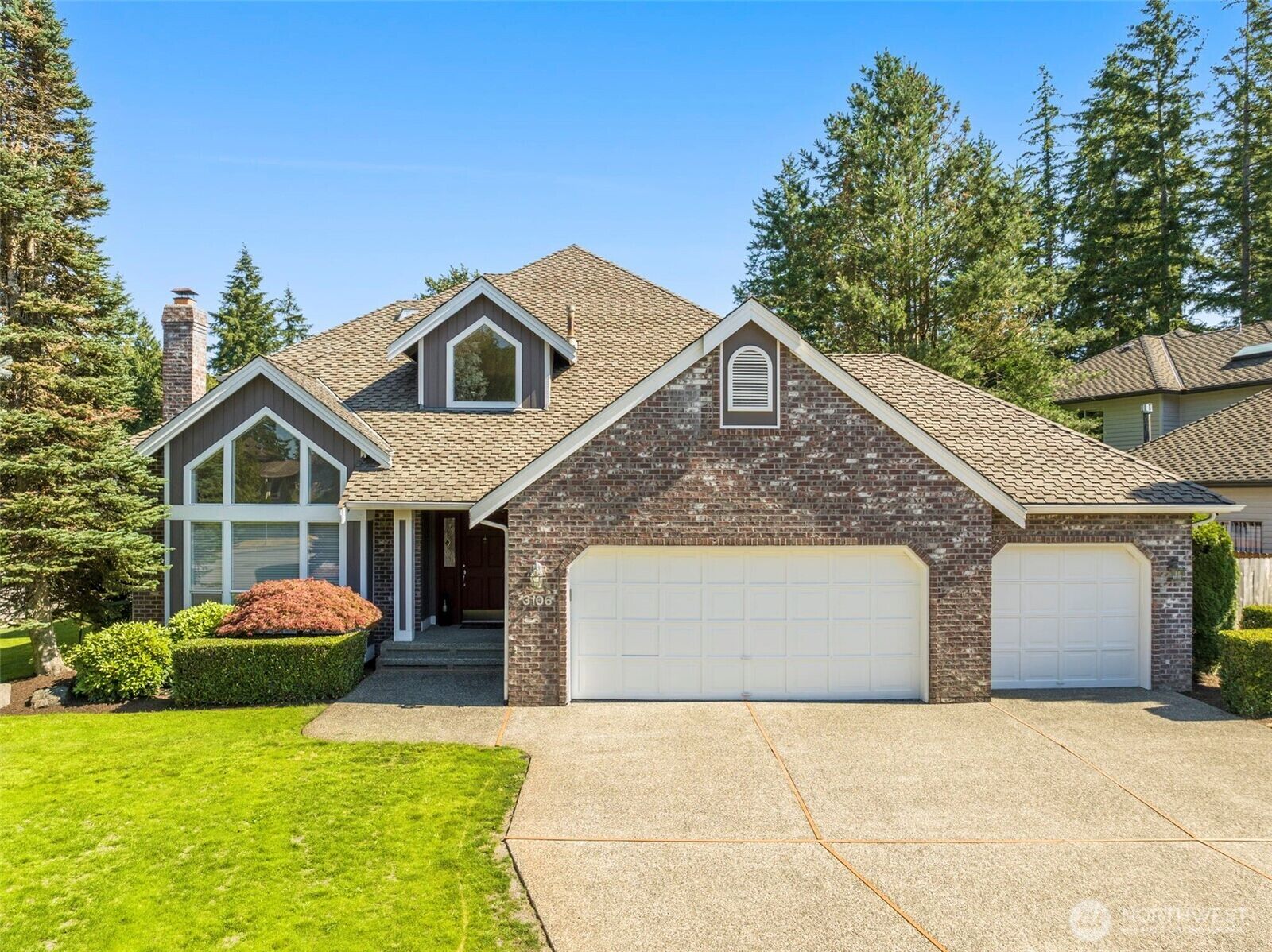 Property Photo: 3106 235th Avenue SE WA 98075