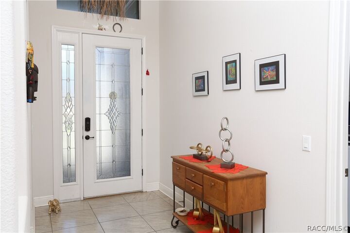 Property Photo: 1677 W Laurel Glen Path FL 34442