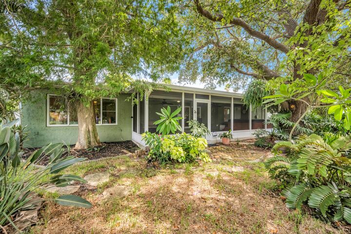 Property Photo:  1200 Orange Isle  FL 33315 