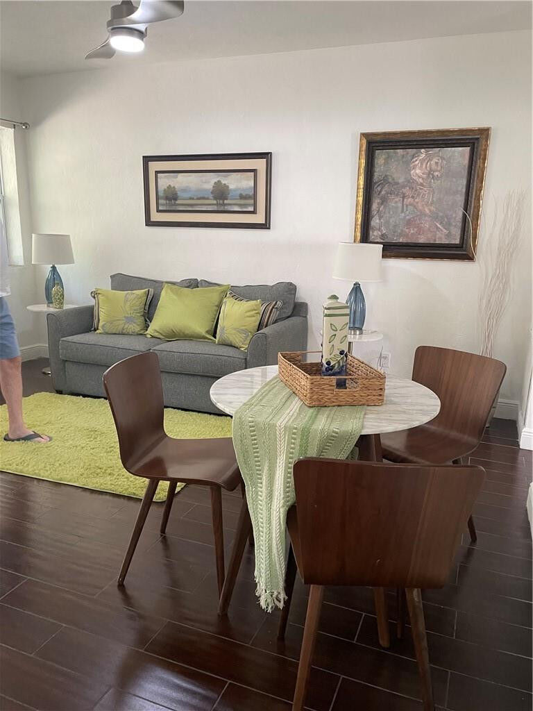 Property Photo: 17 NE 9th Avenue 4 FL 33301