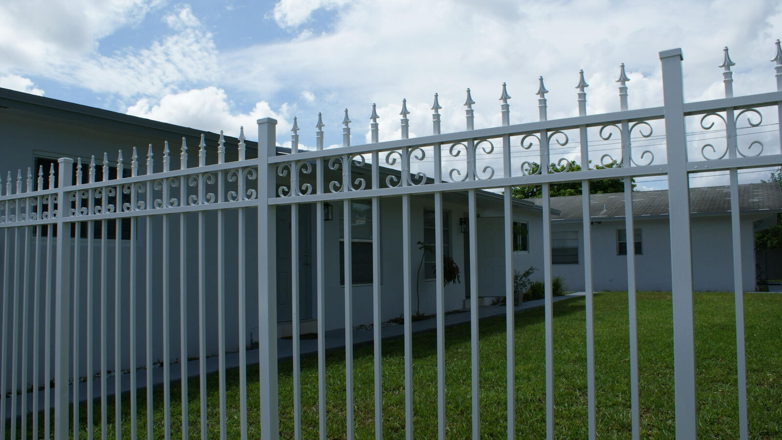 Property Photo: 6109 SW 30th Street 3 FL 33023
