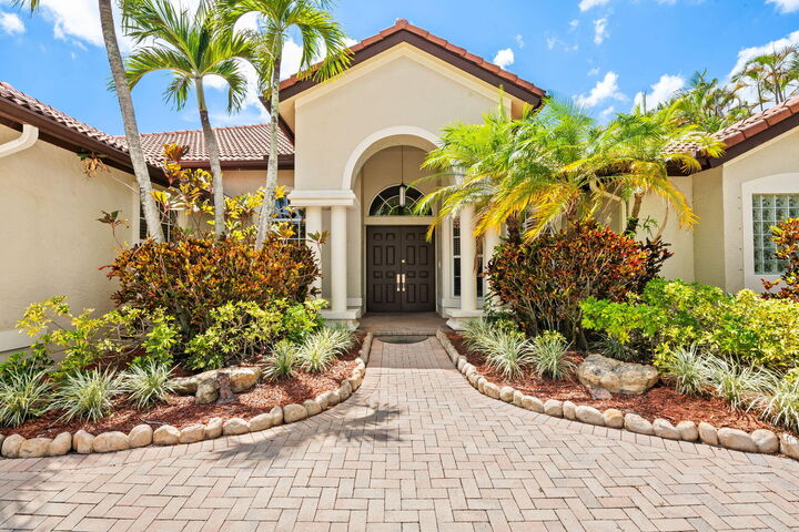 Property Photo: 21337 Rock Ridge Drive FL 33428