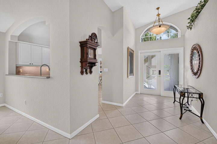 Property Photo:  7388 Tonga Court  FL 33437 