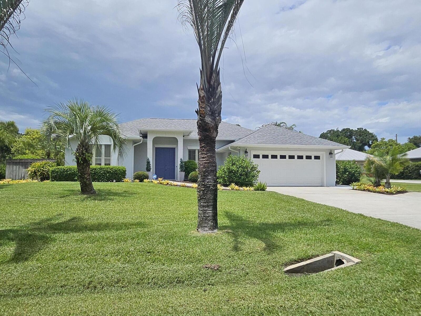 Property Photo:  4600 12th Lane  FL 32966 