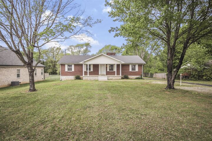 Property Photo:  2925 Smallhouse Road  KY 42104 