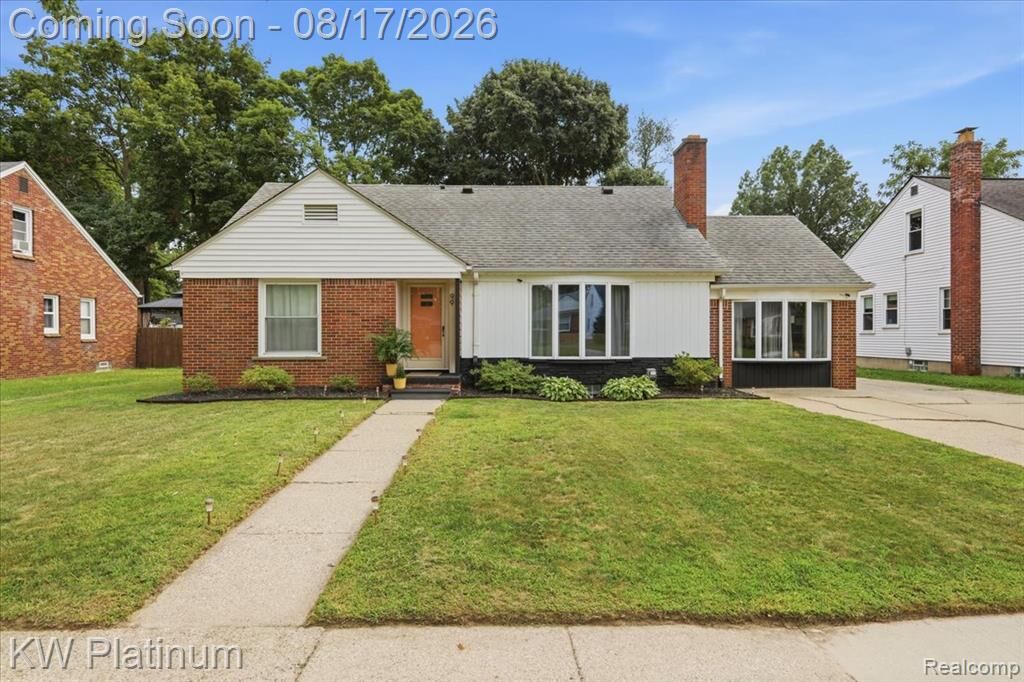 Property Photo: 99 High Street MI 48043