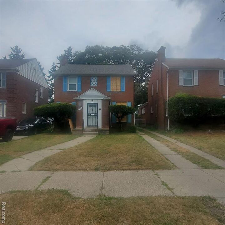 Property Photo: 18918 Hartwell Street MI 48235