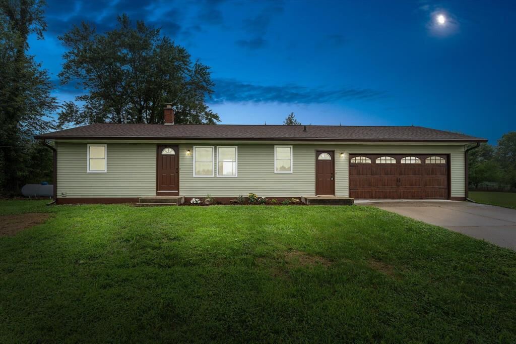 Property Photo:  69300 Kessington Road  MI 49130 