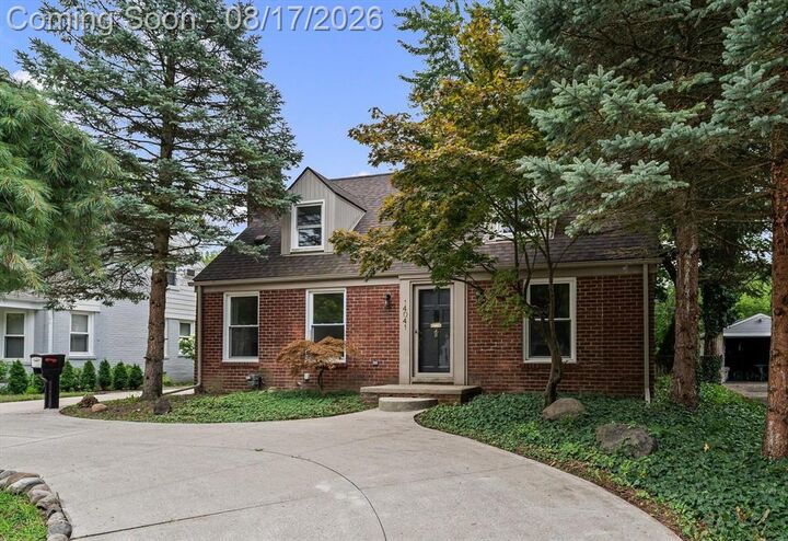 Property Photo:  14041 Vernon Street  MI 48237 