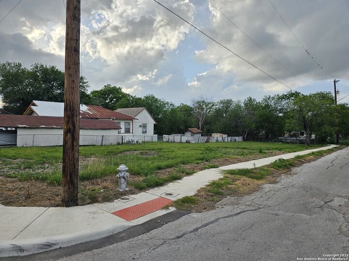 Property Photo:  223 Coleman St  TX 78208 
