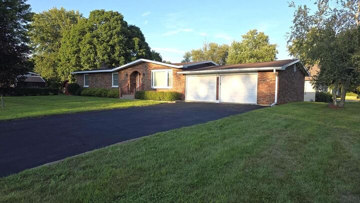 Property Photo: 311 N Broadway Street WI 53556