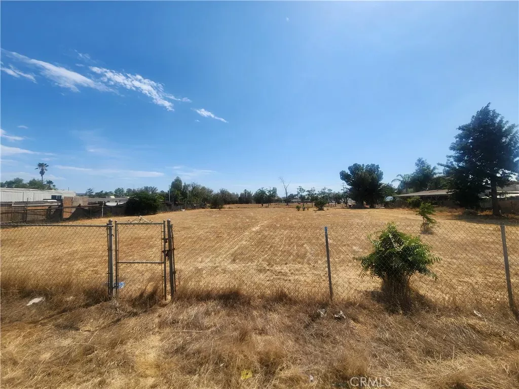 Property Photo: 27573 Jackson St CA 92585