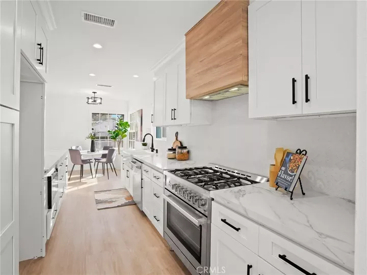 Property Photo:  5216 Mesmer  CA 90230 
