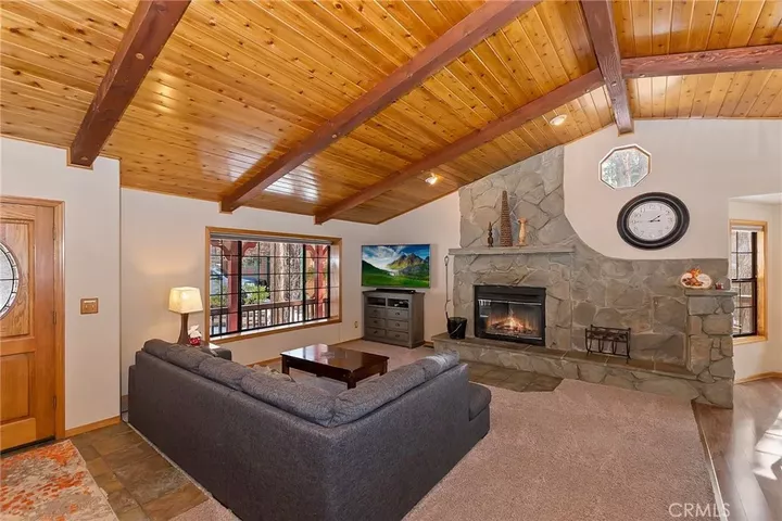 Property Photo:  480 Crystal Lake  CA 92315 