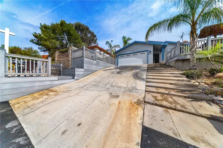 Property Photo: 14464 Harvey Lane CA 92503