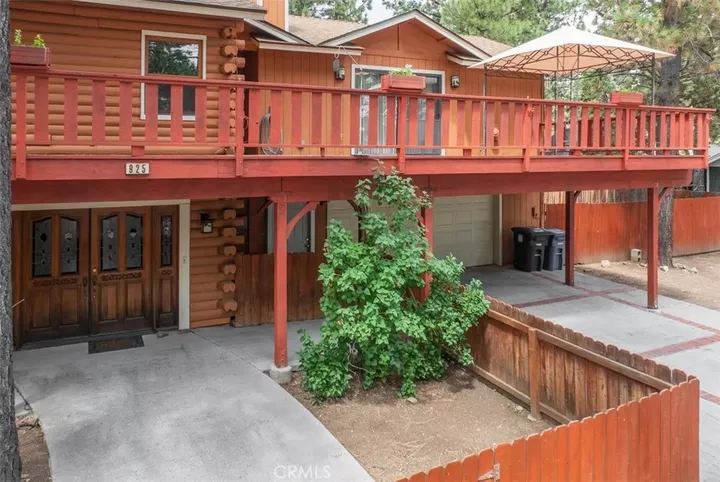 Property Photo:  925 E Lane  CA 92314 