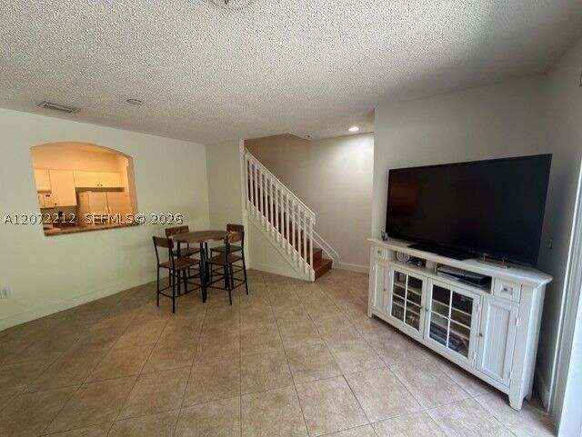 Property Photo: 2245 NE 42nd Ave FL 33033