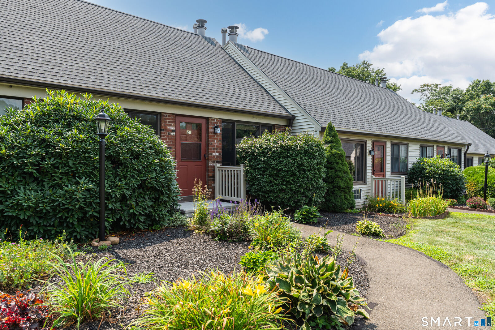 Property Photo:  21 Dannys Way 21  CT 06492 