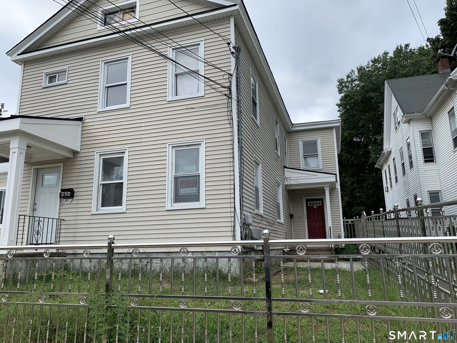 Property Photo: 424 Dixwell Avenue 1 CT 06511