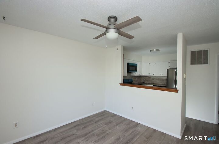 Property Photo: 108 Cypress Road 108 CT 06111
