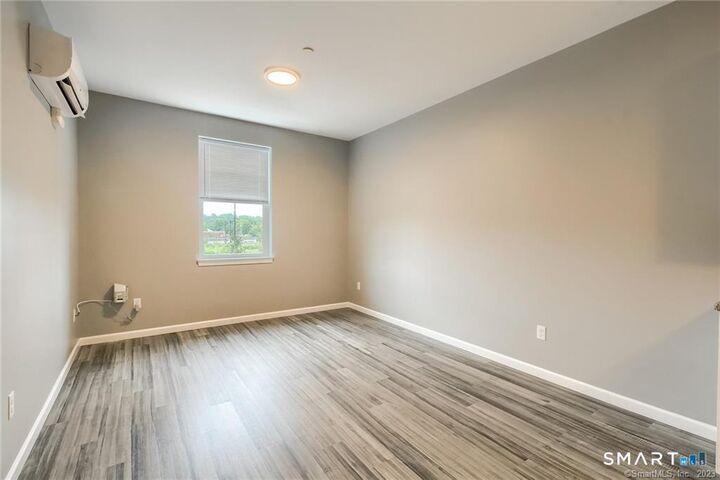 Property Photo: 9 Steele Boulevard 201 CT 06037