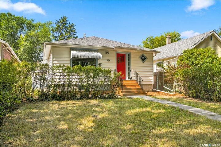 Property Photo: 1336 Princess Street SK S4T 3Y8