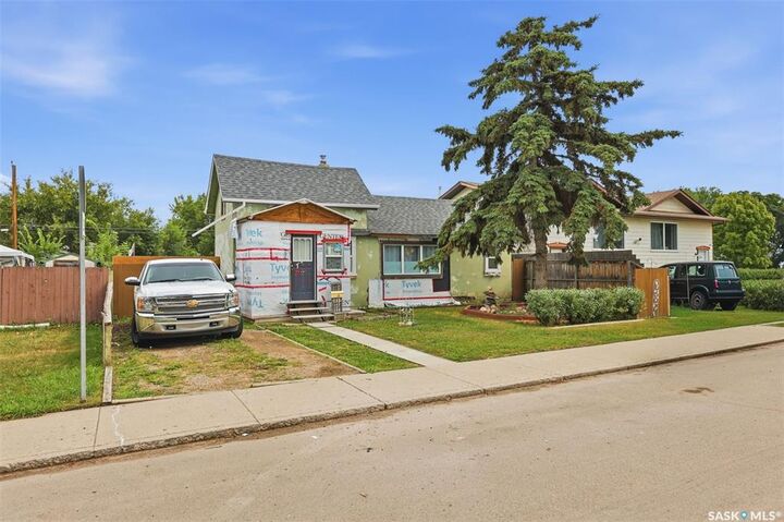 Photo de la propriété:  450 Y Avenue S  SK S7M 3J9 