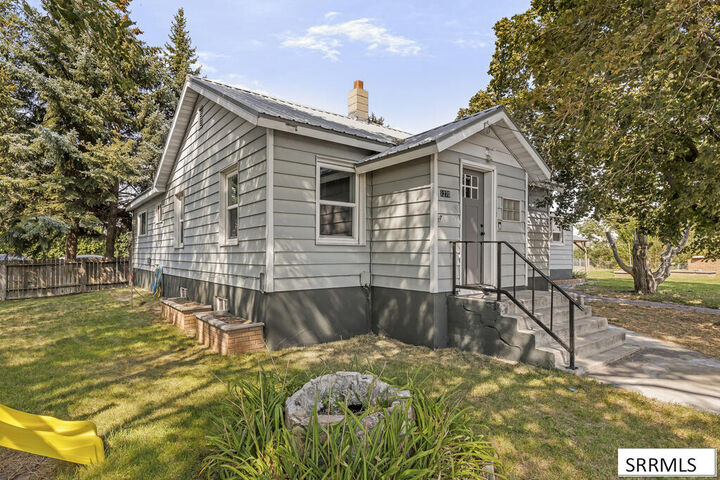 Property Photo: 1270 Elmore ID 83402