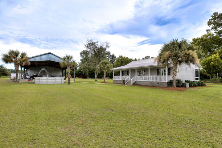 Property Photo: 2985 Thadsfarm Road SC 29153