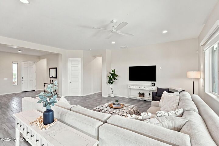 Property Photo: 7797 S Indian Wheat Way AZ 85747