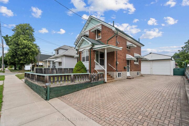Property Photo: 188 Wentworth Avenue ON N2M 3S4