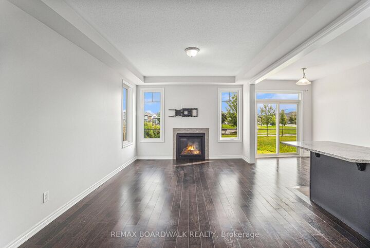 Property Photo: 628 Monardia Way ON K4A 1C8