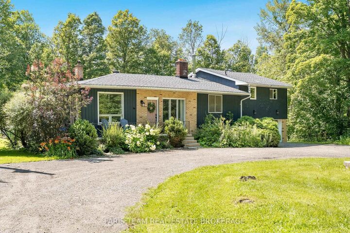 17956 Warden Avenue — photo 1